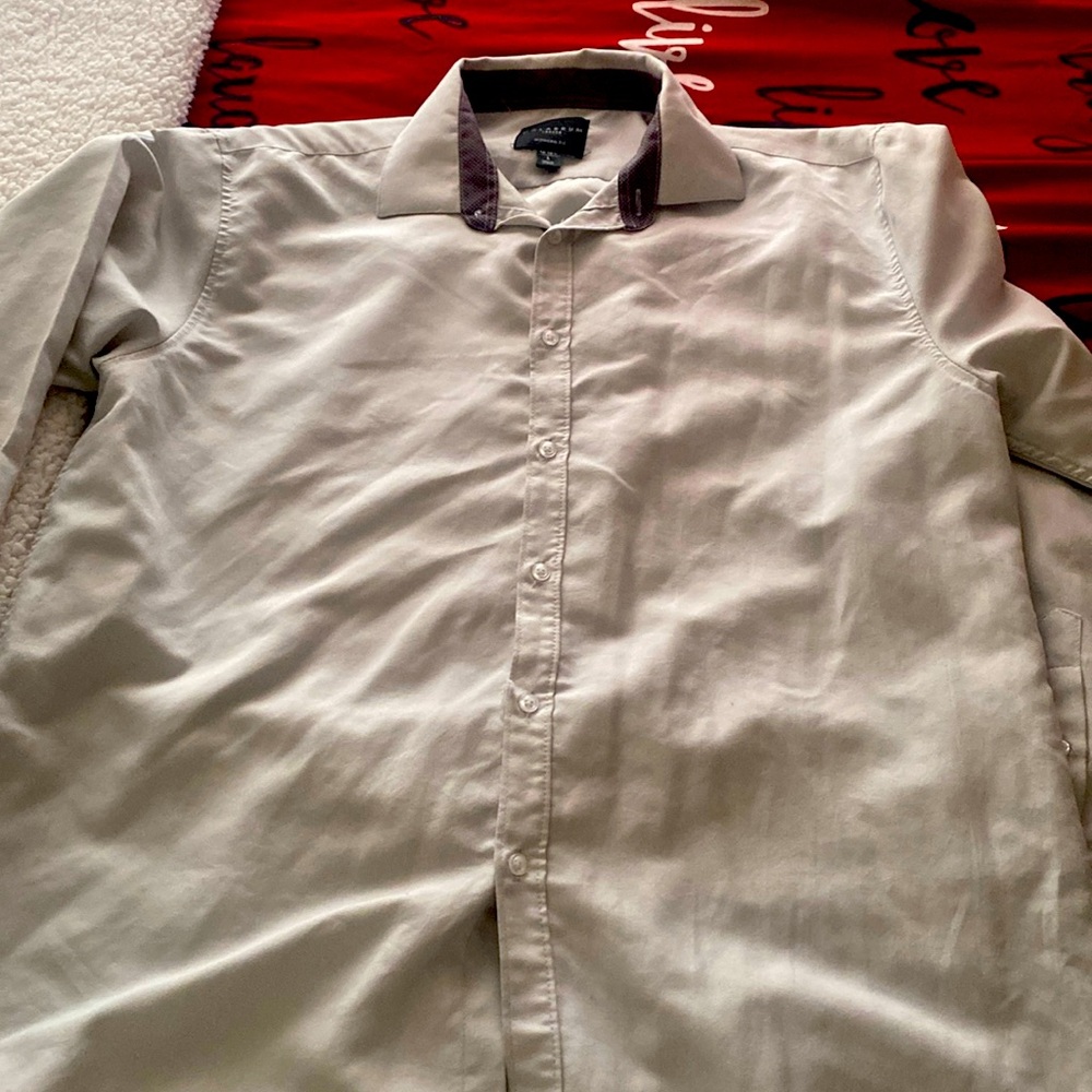 Bottom down shirt